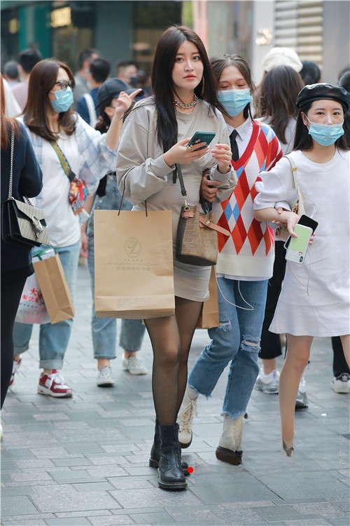 29639nmiu4oxty2b.jpg