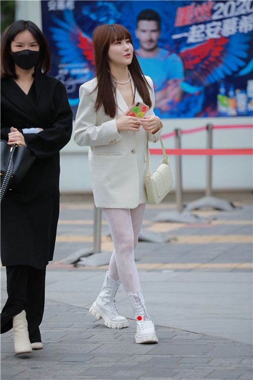 296354pcgwoyjnsk.jpg