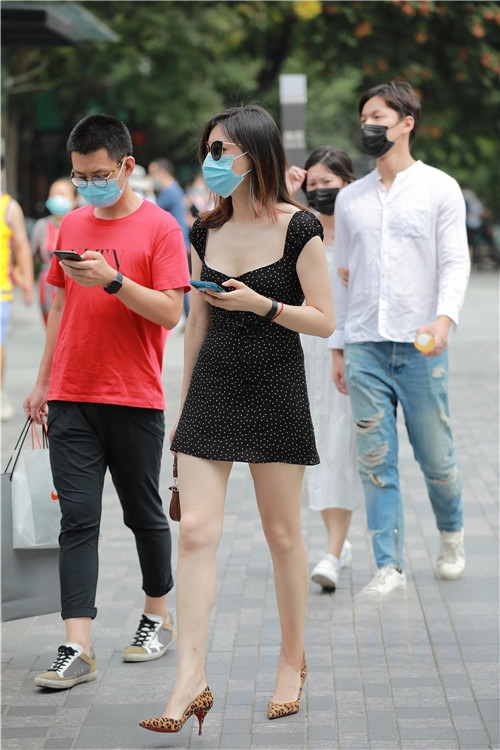 29606xbqmog4sepi.jpg