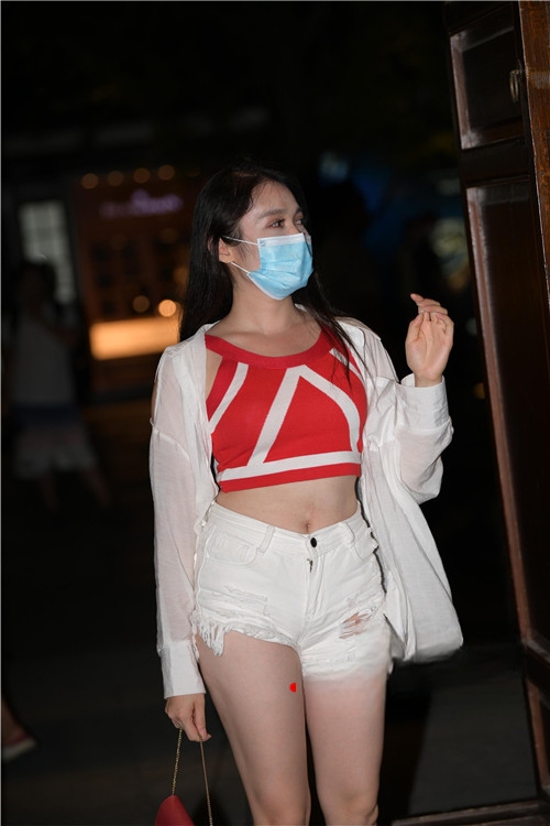29450ahcuu0g3mtn.jpg