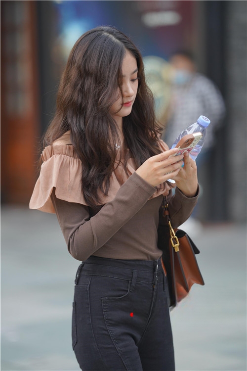 29409kv0hyiolzi2.jpg