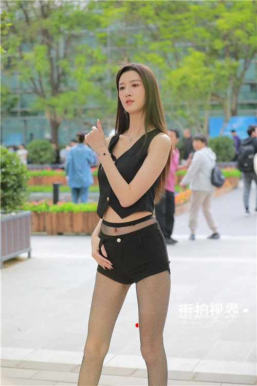 29305yiybu1uwwxf.jpg
