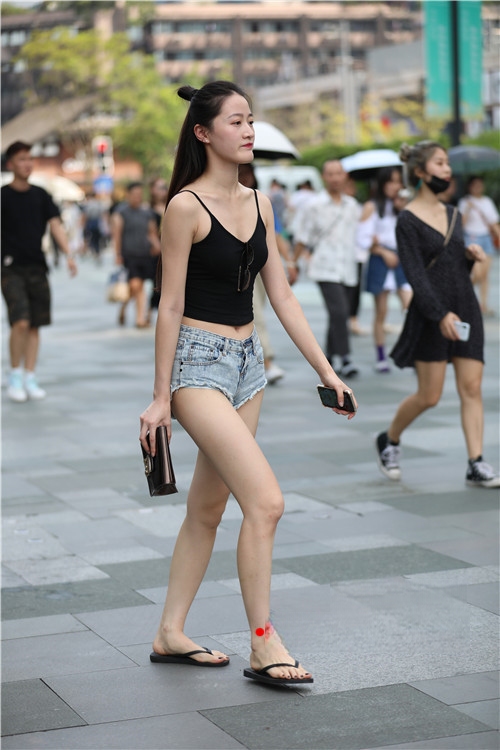 27513ozt214nxdfy.jpg