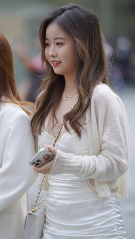 273430weaqtiuptn.jpg
