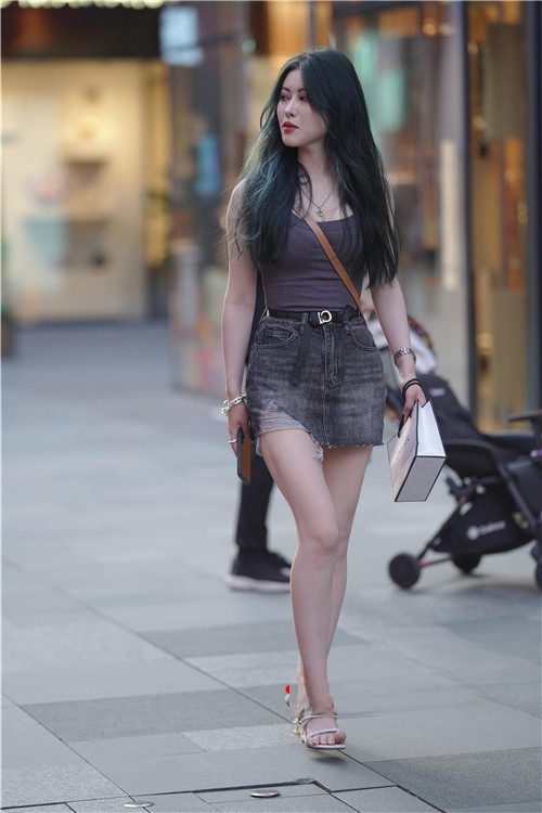 291151d0yxspdluu.jpg