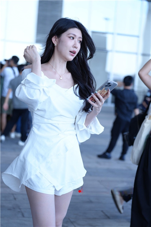 28970gozzbg2jfen.jpg