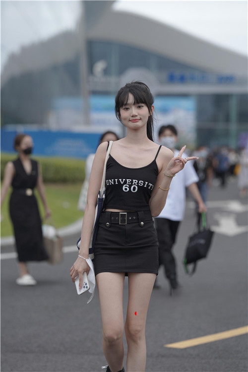 28872jarzwblgl0w.jpg