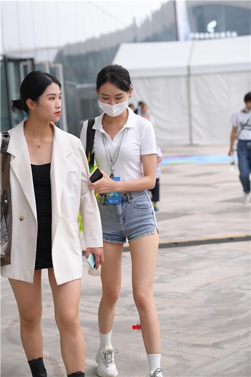 286422jp35b5w1ec.jpg
