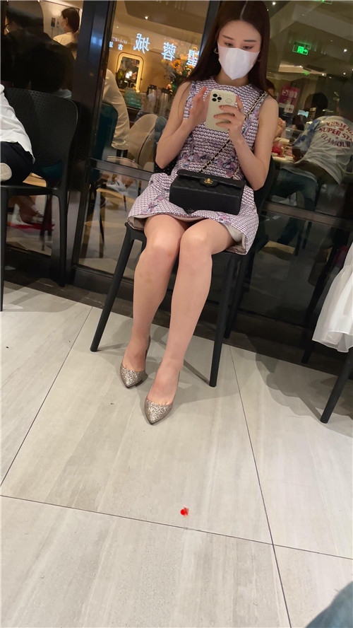 204880u1nzyzy4s5.jpg