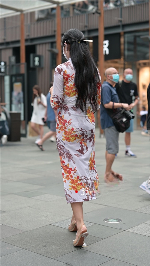 7868523i3x2c5j1.jpg