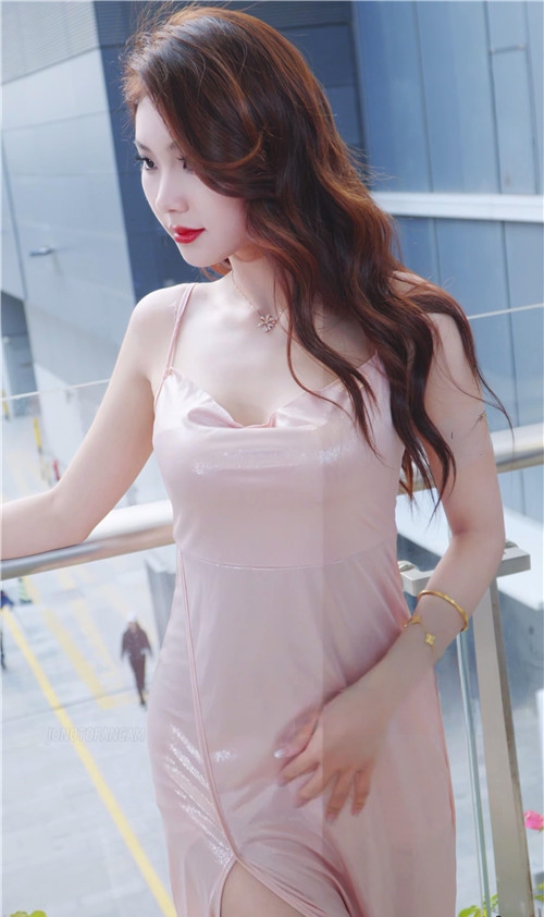 25372p04kpmxnoef.jpg