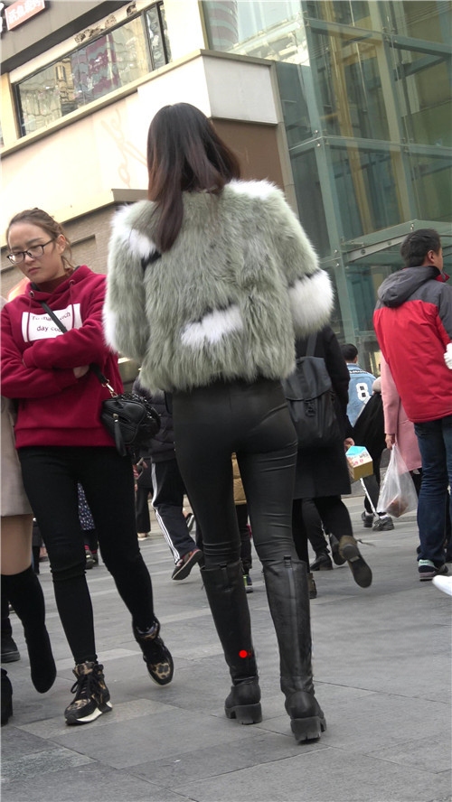 110424ovl4gzm22f.jpg