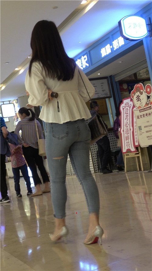 9832yunfxlpnmx1.jpg