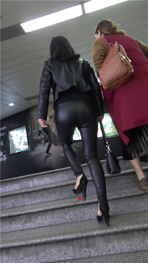 9463zbyn2514j0t.jpg