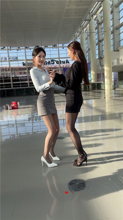 28306t4r4rjga35m.jpg