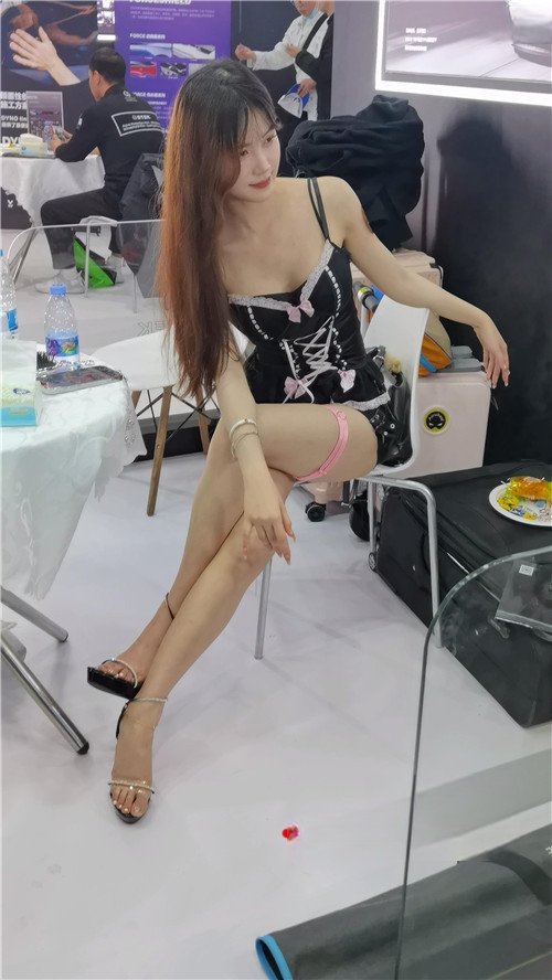 2454420cb1rv2t1t.jpg