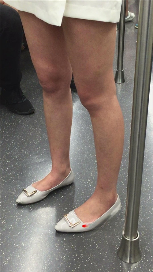 23197g4rsnryjmex.jpg