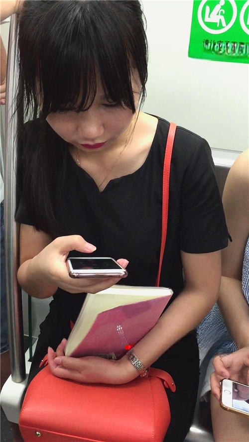 228220q54s3dmvgp.jpg