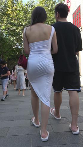 10589befbzz10qtu.jpg