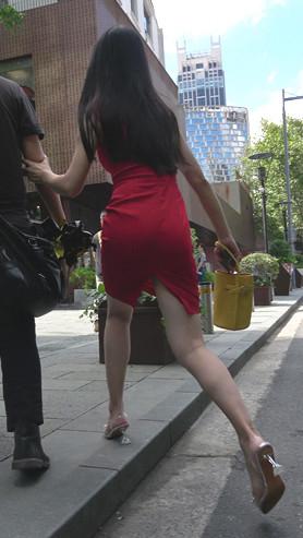 10568y3ln5alivdl.jpg