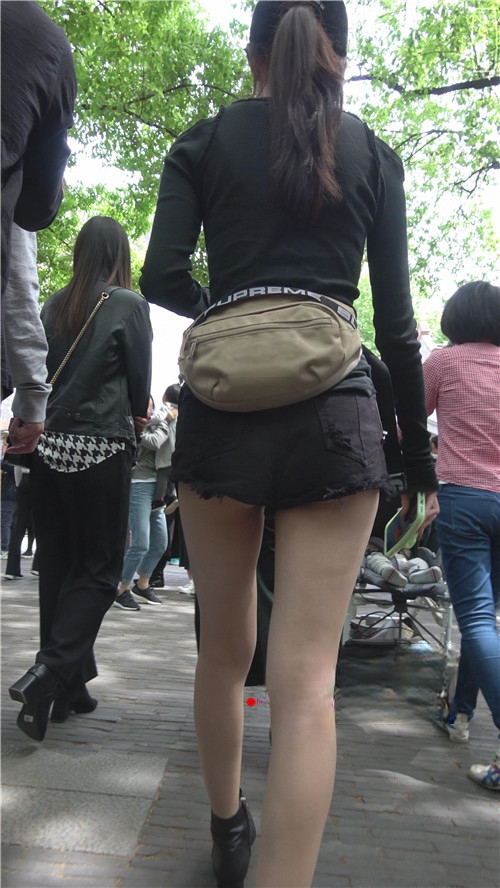 10409jx5pqivtwsj.jpg
