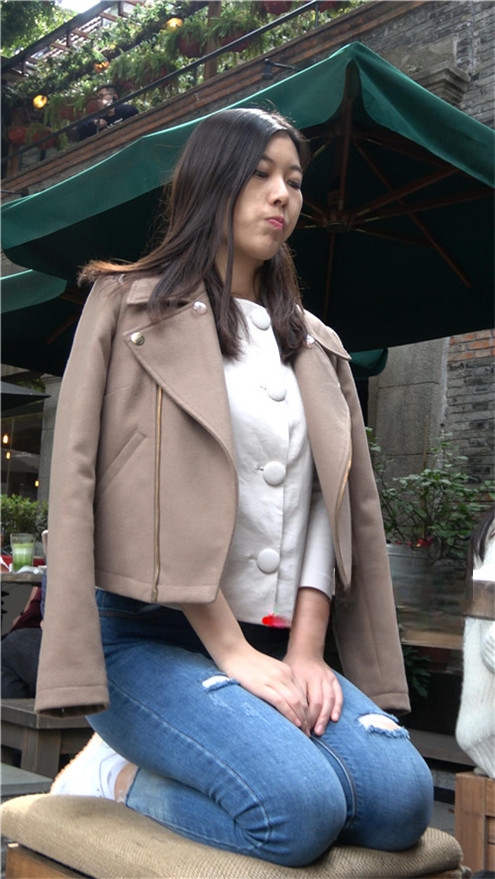 6992jff4ydo50mv.jpg