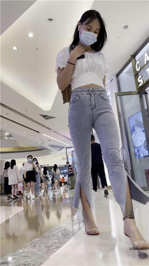 15419ssuyl0l1uw4.jpg