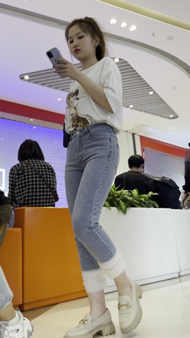 14961yy50jzqjub5.jpg