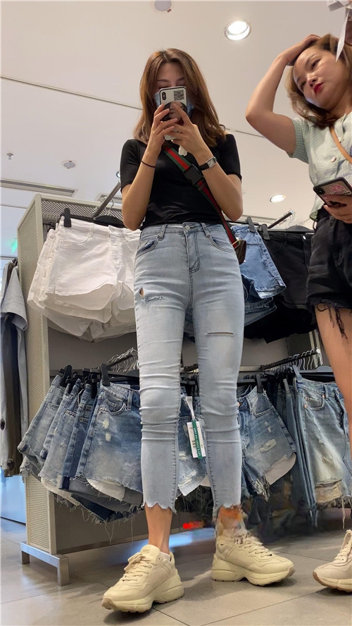 1465831gbrdjdyah.jpg