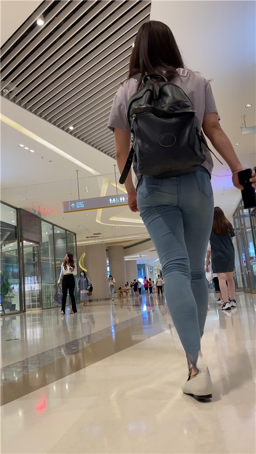 14254qjx0msp5leu.jpg
