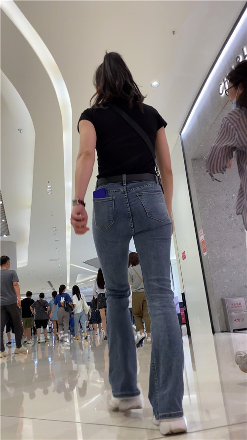 14150c0qmjz0nkwm.jpg