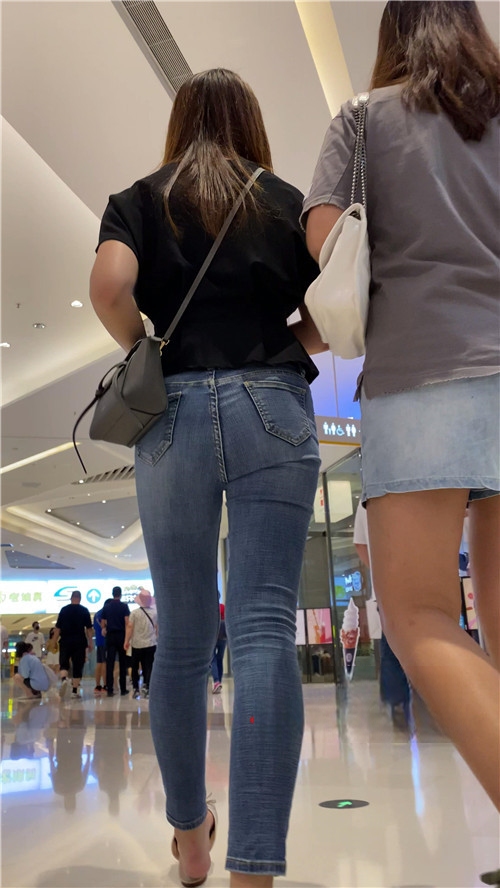 13710eyyk4waisl3.jpg