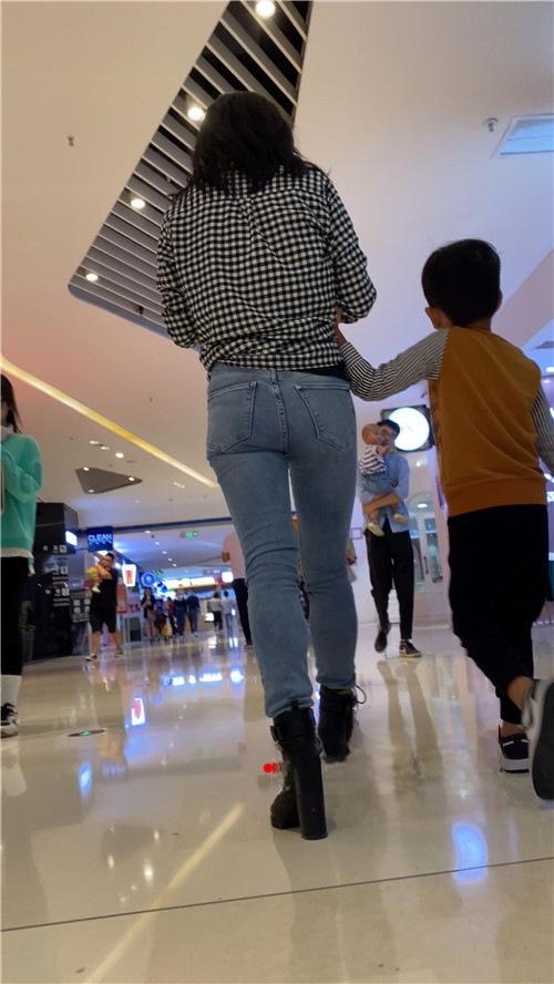 13524h3gj2vqhr4j.jpg