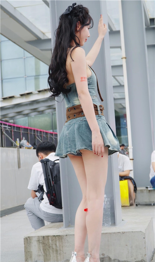 25246gegn1f4cji4.jpg