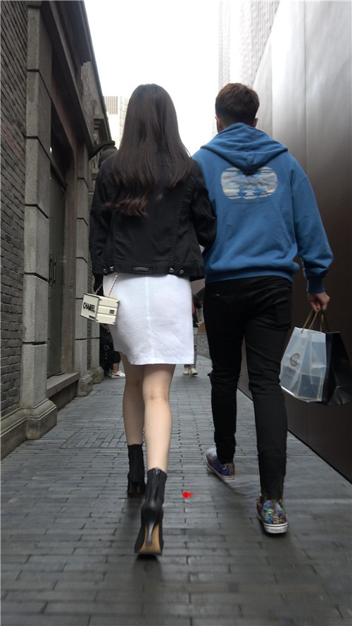 10946020xjkkq3r3.jpg