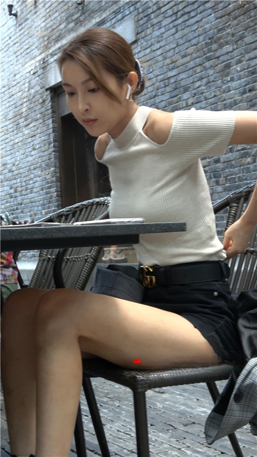 10943jjln0wh2bfn.jpg