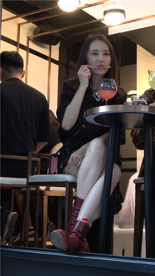 10723bfwk1f1bq5d.jpg