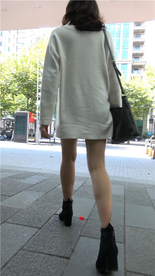10722adf3t2jcgau.jpg