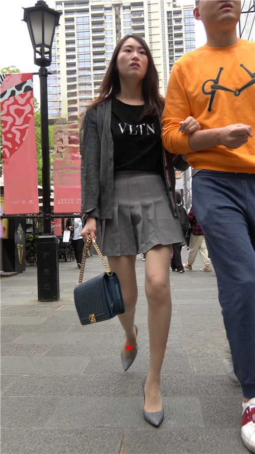 107131uib3vglqim.jpg