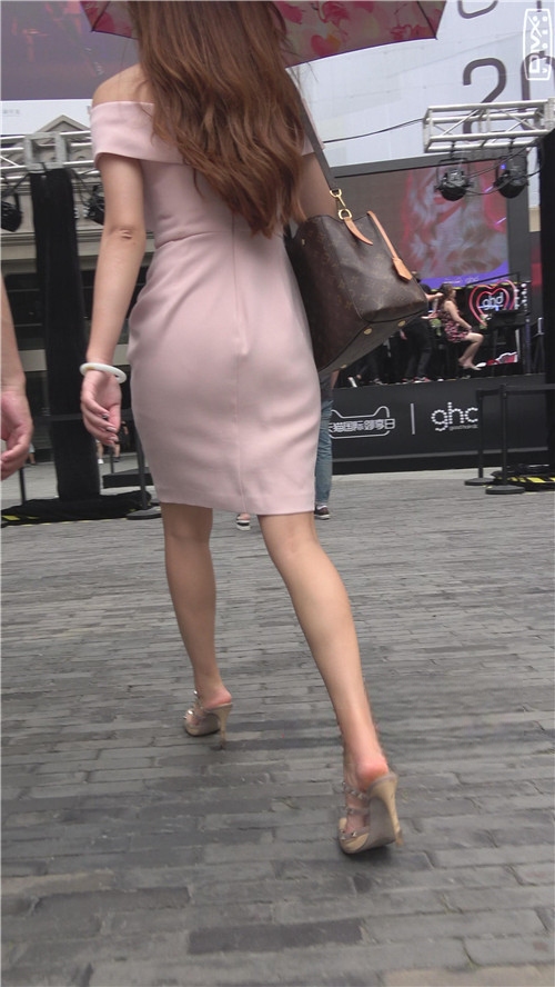 10572441mqx5yc3s.jpg