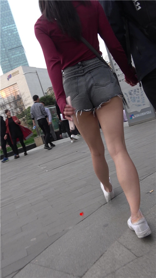 11055hmy0uaip0ez.jpg