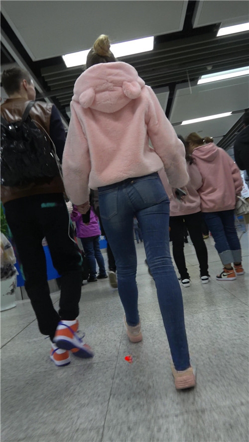 110523b0yalfuazw.jpg
