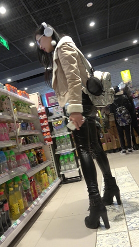 1105032qkymmuhtr.jpg