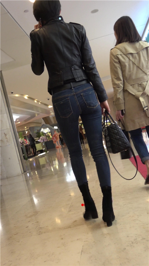 11046rlwbbertzg5.jpg