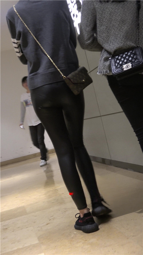 11025jdbkf5rx0mh.jpg