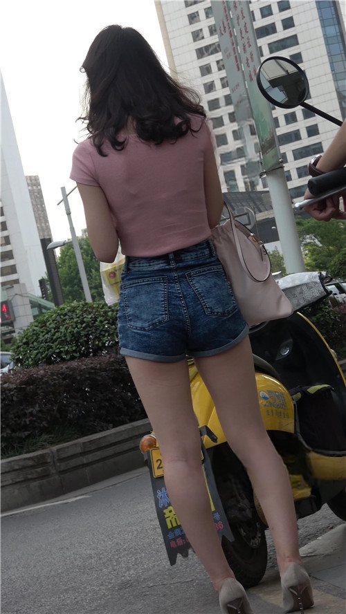11007j31seftobxg.jpg