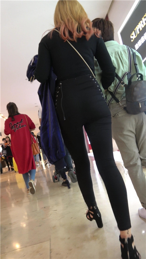 110052kk3cvq0ahm.jpg
