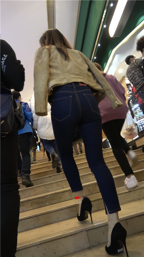 10530uxe5gwrle1l.jpg