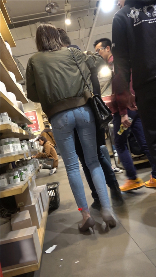 10529l541nvnxi5q.jpg