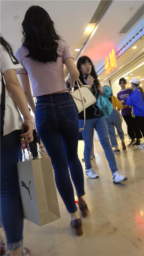 10496yikl51tpyqd.jpg